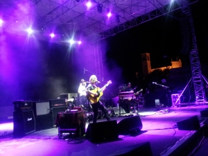 JOHN BUTLER TRIO CHIUDE TENER - A - MENTE E CONQUISTA IL VITTORIALE