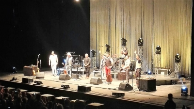 INTI-ILLIMANI HISTORICO AL TEATRO ROMANO CHIUDONO IL VERONA FOLK 2017