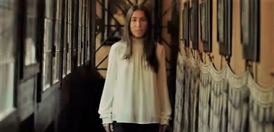 "STRINGITI A ME" IL VIDEO DI PATRIZIA CIRULLI GIRATO NELLA CASA DI D’ANNUNZIO